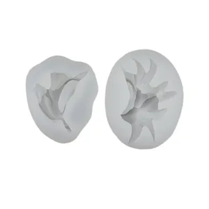Silicone flower mold for DIY resin craft, aromatherapy stone, and handmade home decorations.