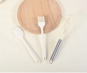 Kit de 3 ustensiles de cuisine spatule pinceau et fouet en silicone pour pâtisserie