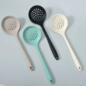 Dicker Silikon Schaumlöffel Set, hitzebeständiger Küchenhelfer zum Kochen und Braten.
