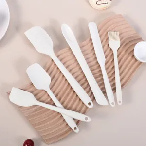 Set di spatole da cucina in silicone 6 pezzi bianco per dolci e biscotti vista principale