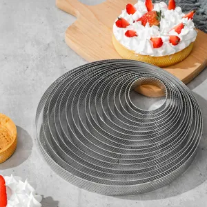 Modern Stainless Steel Perforated Tart Ring French Mousse Cake Mold Round Cheese Tart Ring Professional Baking Tool For Kitchen Bakery