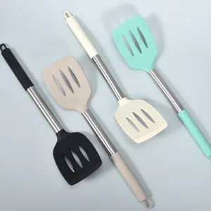 Set spatole forate in silicone e acciaio inox, utensile da cucina resistente al calore.