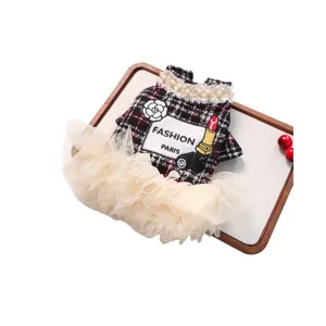 Stilvolles Haustier Tweed Karokleid mit Perlen Kamelienstickerei und Tüllrock für kleine Hunde.