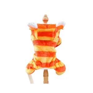 Niedliches Haustier Winter Plüsch warmes Kostüm, orange gestreiftes Kapuzendesign für Hunde.