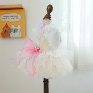 Hübsches Hundekleid aus Spitze Tutu Rock mehrschichtiges Netz Hochzeitskleid für kleine Welpen.