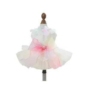 Schönes Regenbogen Tütü Hunde Kleid mit Herz Strass, mehrlagige Spitze Haustier Hochzeitskleid.