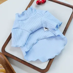 Abbigliamento cane blu autunno inverno simpatico cucciolo camicia base con volants.