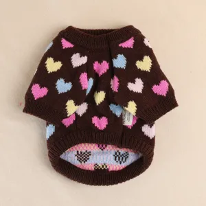 Lindo suéter marrón para mascotas con corazones de punto de colores, abrigo de invierno para perros.