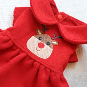 Rotes Weihnachten Rentier Haustier Hundekleid Winter warme Welpenkleidung mit niedlicher Stickerei.