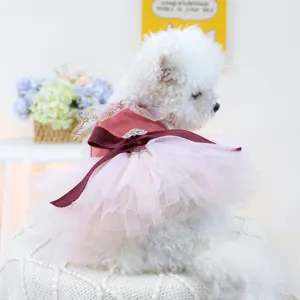 Schattige kleine hond mesh tutu jurk prinses koninklijke outfit huisdier roze rok