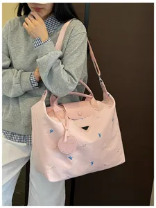 Korean style large capacity travel duffel bag pink casual shoulder bag for women commuting fitness