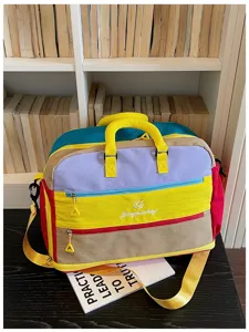 Bunte Dopamin Reisetasche mit großem Fassungsvermögen, mehreren Fächern für Sport und Fitness.