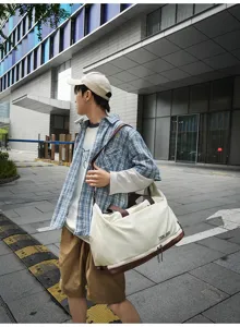 Grande borsa da viaggio e sportiva per uomo e donna, elegante borsa a tracolla fitness.
