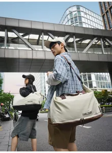 Grande borsa da viaggio sport fitness, tracolla casual monospalla per uso quotidiano.