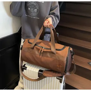 Braune Canvas Reisetasche mit großer Kapazität, Fitness Sport Trainings Sporttasche für Damen.