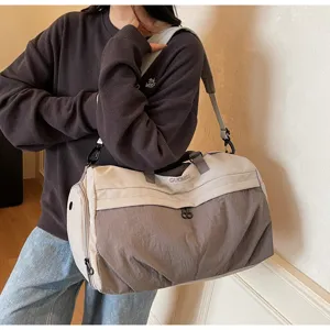 Grosse Reise Duffle Tasche mit nass trocken Trennung fuer Fitness und Geschaeftsreisen.