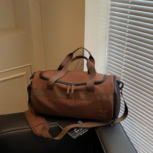 Braune Reisetasche Große Kapazität Fitness Sporttasche Wasserdichte Trainingstasche für Damen