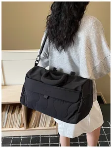 Large capacity travel duffel bag lightweight waterproof gym bag for women short trip storage