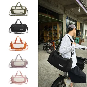 Multifunctional travel duffel bag detail showcasing multi-color options and lifestyle usage.