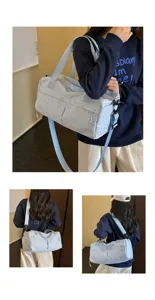 Hellblaue Sporttasche mit Sternchen, praktische Fitness- und Reisetasche für den Alltag.