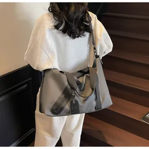 Grand sac de voyage de grande capacité, sac de sport étanche à l'épaule pour hommes et femmes.