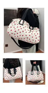 Weißer Erdbeer-Kord-Reise-Duffelbag, große Kapazität Fitness Yoga Umhängetasche für Damen.