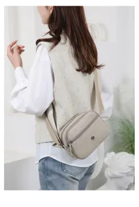 Casual meervoudige nylon schoudertas voor dames, lichte waterdichte crossbodytas.