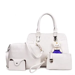 Set de sac à main 4 pièces en cuir PU blanc avec pendentif ours, sac bandoulière élégant.
