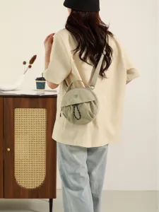 2025 Nouveau Sac Bandouliere Rond Mode Decontractee Femme Epaule Main Design Niche Tendance