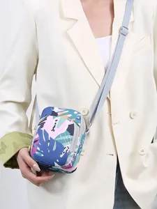 Sac bandoulière de téléphone en nylon pour femme avec imprimé tropical mini sac vertical.