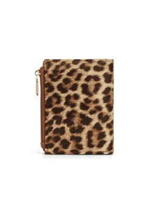 Portafoglio corto da donna con stampa leopardata porta carte con cerniera design elegante