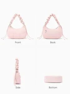 Sac à épaule matelassé rose avec bandoulière froncée et cordon. Belles vues multiples.