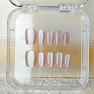 Uñas postizas cortas rosa nude ojo de gato, 10 piezas nacaradas minimalistas press-on nails para manicura fácil.