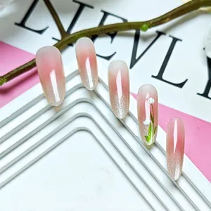 Uñas postizas hechas a mano con relieve de tulipán 3D, brillo magnético ojo de gato y degradado.