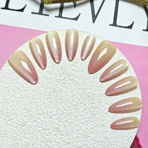 Unghie finte fatte a mano effetto occhio di gatto, set di unghie sfumate nude giallo rosa.