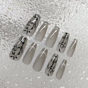 Set de uñas postizas hechas a mano diseño ojo de gato gris con bambú negro 10 piezas