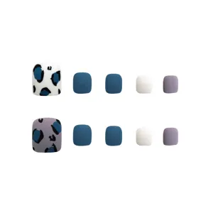 Uñas postizas para los pies estampado de leopardo azul blanco estilo elegante verano