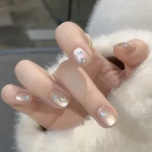 Uñas postizas press-on ojo de gato hechas a mano con mariposas láser, uñas cortas brillantes.
