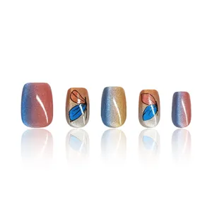 Uñas postizas hechas a mano con degradado cat-eye y arte de mariposa lindo.