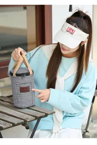 Houndstooth thermal lunch bag, waterproof portable bento handbag for outdoor work and school.