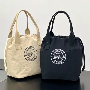 Canvas lunch bag portable waterproof tote cute cartoon bear bucket bag daily commute.
