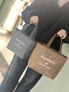 Korean minimalist plaid large capacity tote bag commuter handbag for women casual use