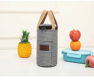 Houndstooth thermal lunch bag portable insulated pouch for bento water cup outdoor use everyday tote