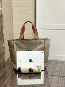 Casual oxford cloth tote bag large capacity commuter lunch bag daily use detail view