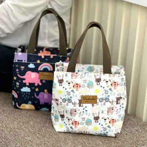 Small insulated lunch bag waterproof cute cartoon pattern handbag for student commuter office work