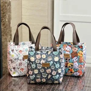 Waterproof cartoon lunch bag portable thermal tote bag for students and commuting workers