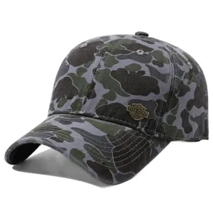 Outdoor camouflage baseball cap with metal badge detail, vintage washed soft top cap for men and women.
