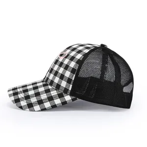 Casquette de baseball en maille à carreaux noir et blanc pour femme chapeau d'été