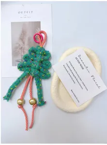 Handgemachte gestrickte Weihnachtsbaum Schlüsselanhänger Tasche Charme mit Seil Perlen.