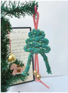 Handgemachter gestrickter Weihnachtsbaum Anhänger niedlicher gewebter Schlüsselanhänger Deko